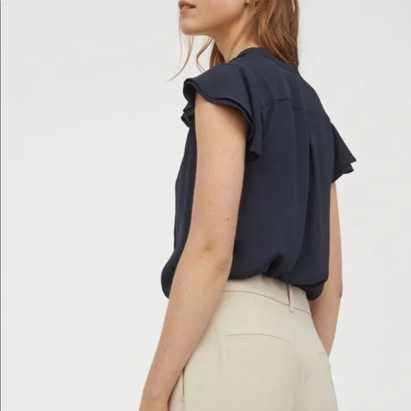 Блузка з V подібним вирізом для жінки H&amp;M 0872378-001 42 / XL темно-синій  80931
