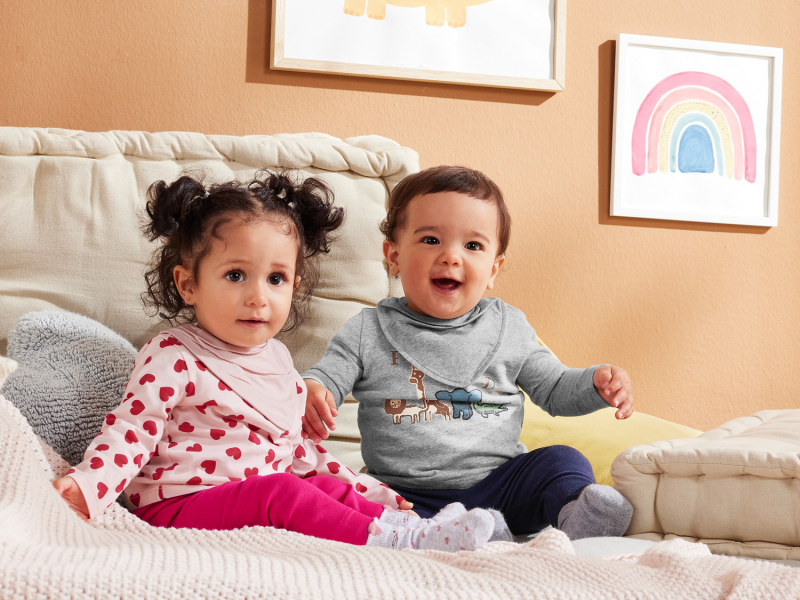 Костюм 074-80 см (6-12 months)   (лонгслів штани і слюнявчик) для дівчинки Lupilu 417215 рожевий 91068